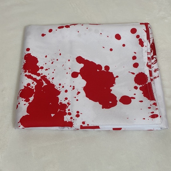 Romanstile Halloween Fabric Waterproof Bloody Handprint Rectangle Tablecloth - Picture 4 of 9